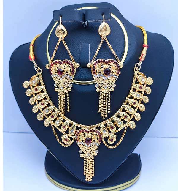 Golden Gold Plated Necklace Set (ZV:7958)