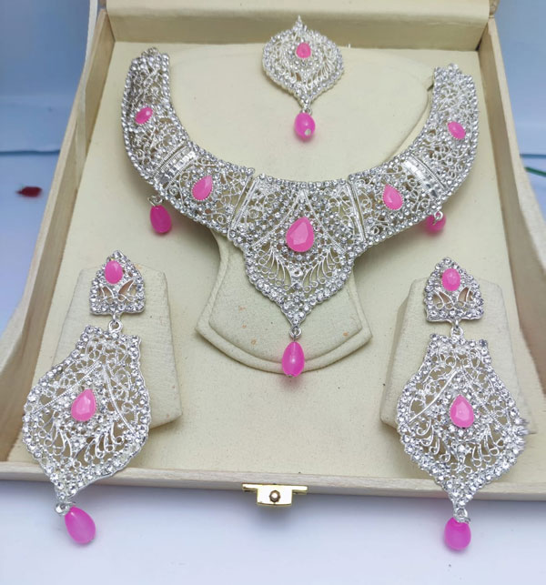 Silver Zircon Necklace Set With Earring Matha Patti (ZV:15851)