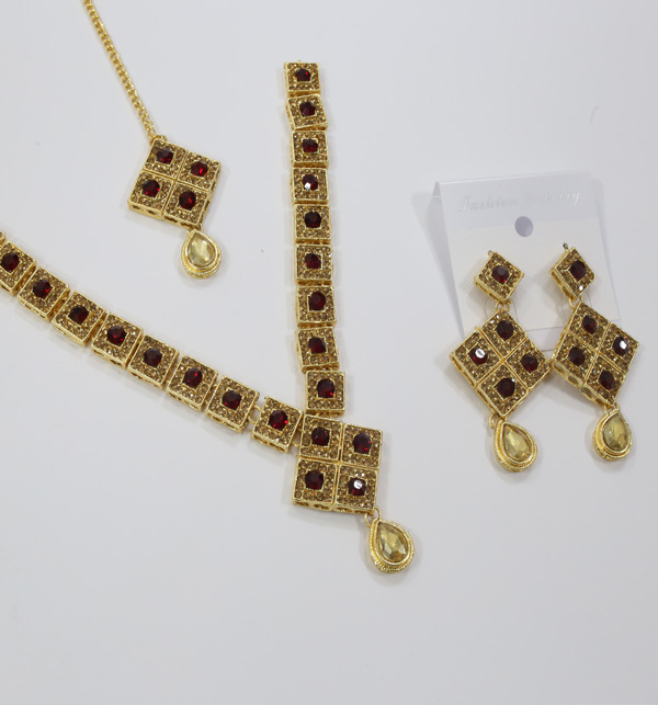 Necklace Jewelry Set With Earring and Matha Patti (PS-440) Gallery Image 1