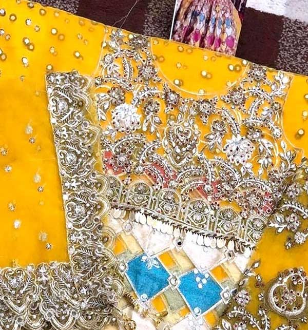 Luxury Mirror & Handwork Heavy Embroidered Net Mehndi Bridal Lehenga Dress 2023 (Unstitched) (CHI-663) Gallery Image 2
