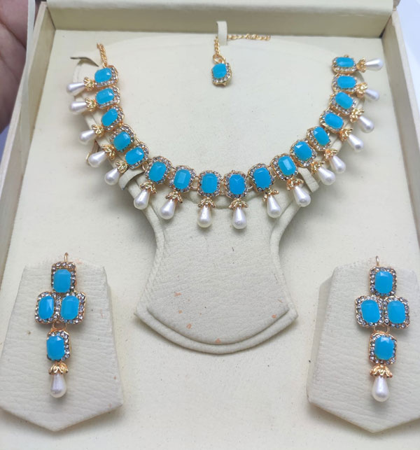 Zircon Stone Necklace Set With Earring (ZV:15700) Gallery Image 1