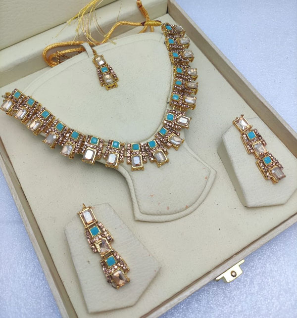 Necklace Set With Earring (ZV:18385)