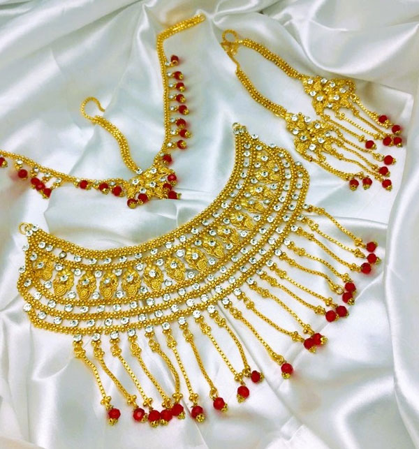 Golden Bridal Wedding Traditional Zircon Necklace Jewelry Set with Tikka and Earrings For Women (ZV:19296) Gallery Image 1