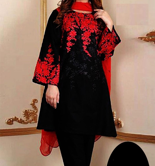 Pack Of 2 - 2 PCs Heavy Embroidered Lawn Dress (Deal-96) Gallery Image 1