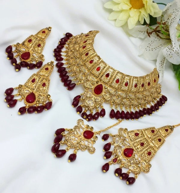 Beautiful Golden Wedding Pearl Necklace Jewelry Set with Earrings, Jhumar and Teeka (ZV:20153) Gallery Image 1