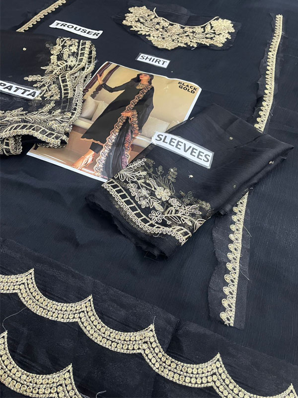 Heavy Chiffon Embroidered Dress With Embroidered Chiffon Dupatta (Unstitched) (CHI-1026)