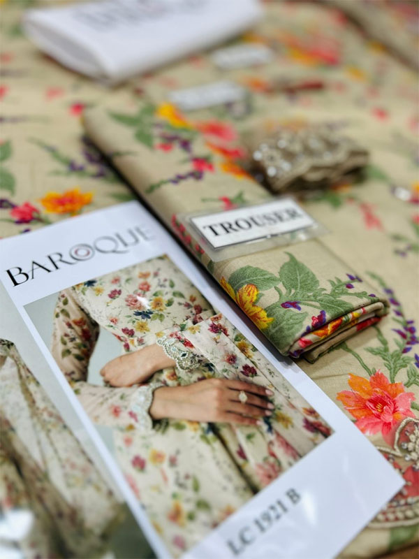 Premium Lawn Heavy Embroidered Dress With 4 Sided Chiffon Embroidered Dupatta (Unstitched) (DRL-2441)