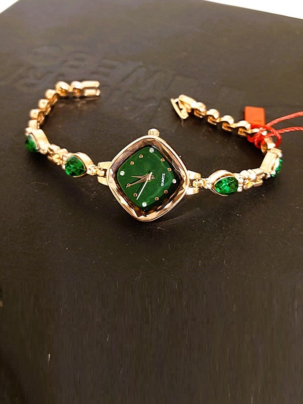 Golden Green Zircon Watch For Girls (ZV:33121)
