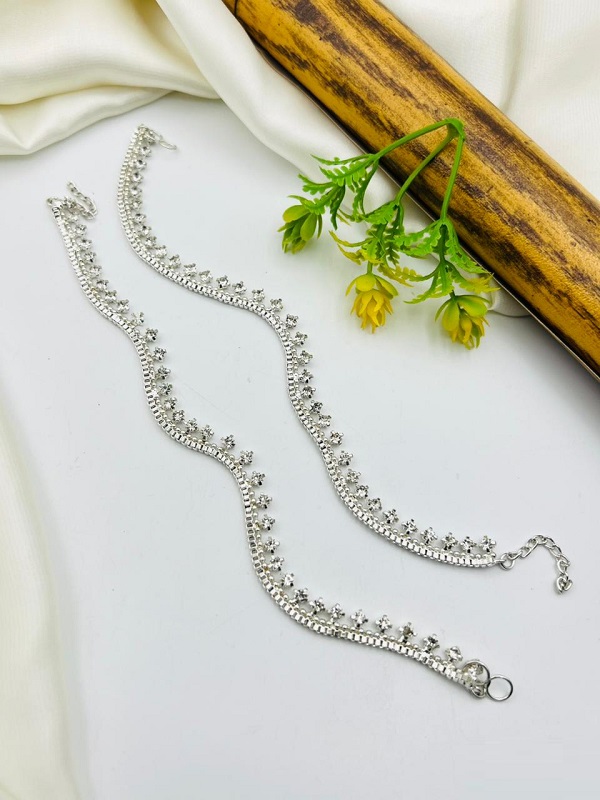 Silver Plated Zircon Studded Payal (Anklets) for Women
