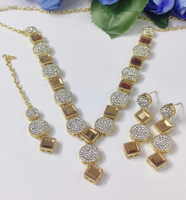 Beautiful Necklace Set With Earring & Tikka Jewelry Set (PS-472)