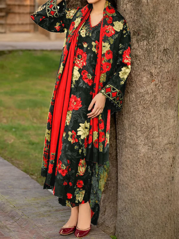 3 PCs Printed Khaddar Dress With Digital Printed Khaddar Dupatta (Unstitched) (KD-262)	