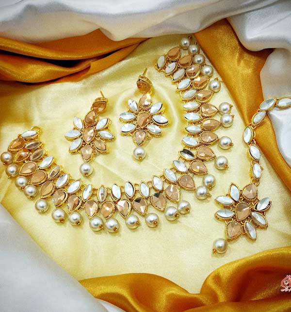 Kundan Necklace Set With Earring & Matha Patti (PS-425)