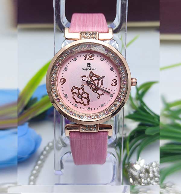 Girls shop watches online