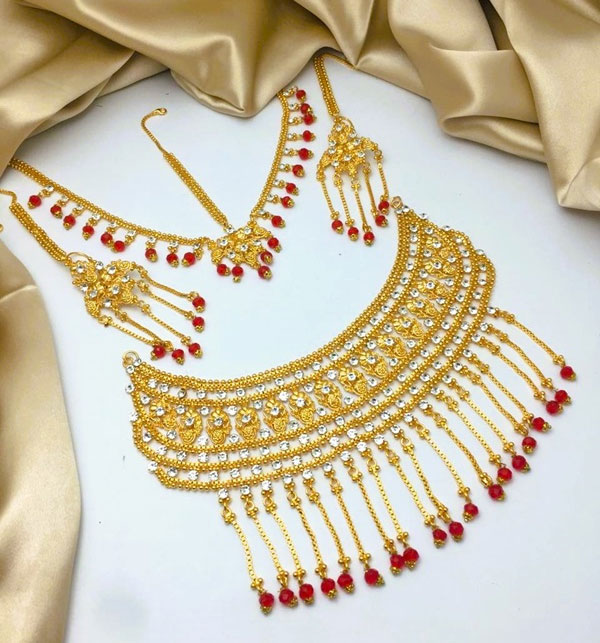 Golden Bridal Wedding Traditional Zircon Necklace Jewelry Set with Tikka and Earrings For Women (ZV:19296)