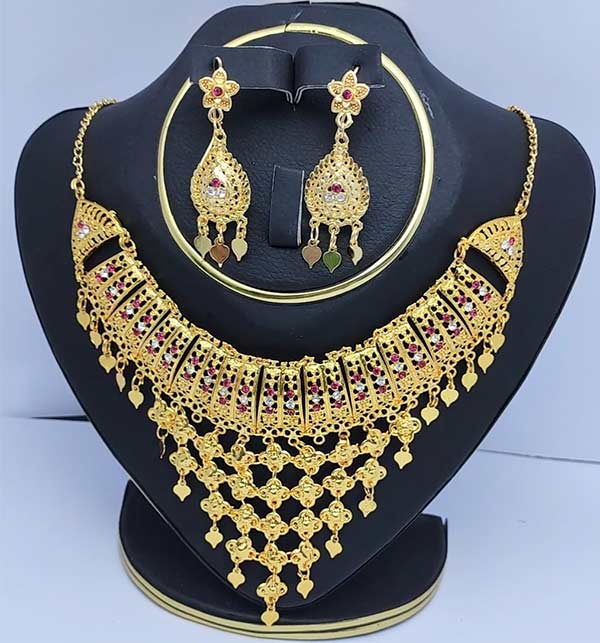 Golden Gold Plated Necklace Set (ZV:7827)