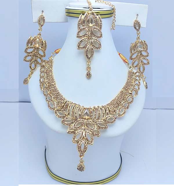Golden Necklace Set (ZV:8200) Online Shopping & Price in Pakistan