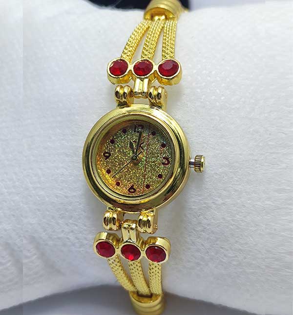 Gold bracelet outlet watches for ladies