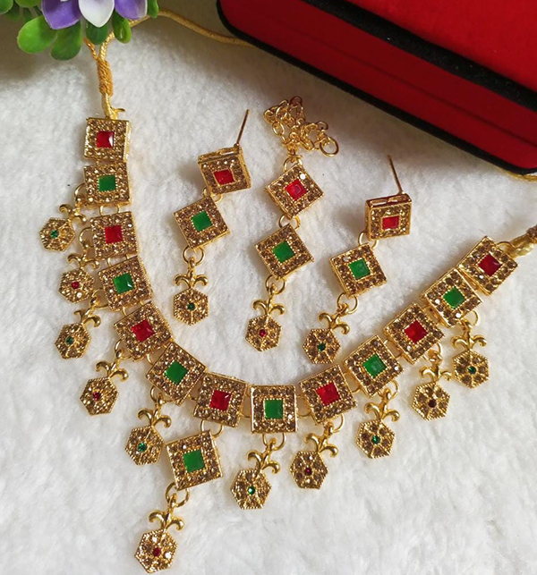 Jewelry Set With Jhumka Matha Patti Design 2021 For Women (PS-408)