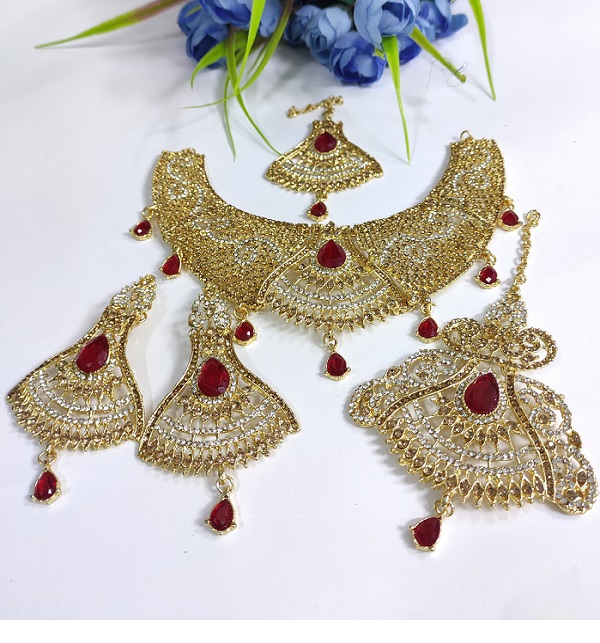 Lead Bridal Jewellery Set Maroon With Tika Jhoomer And Earrings  (PS-522)