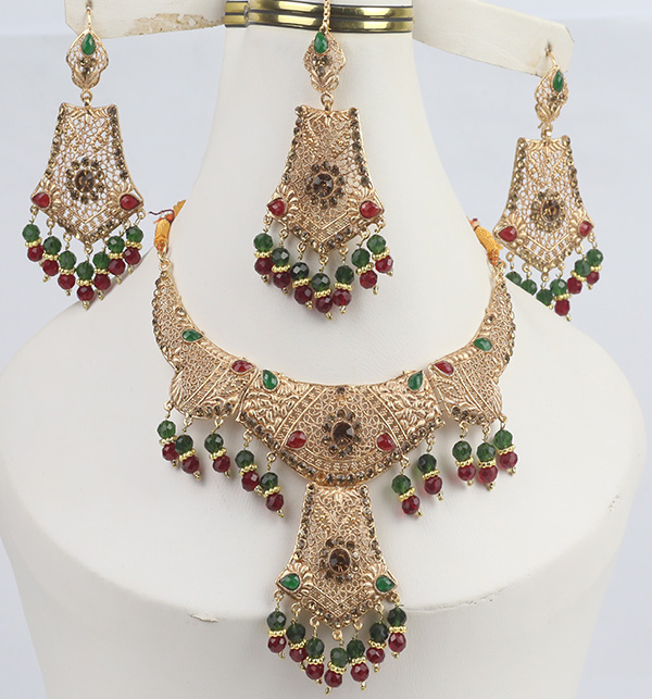Beautiful Multi Color Jewelry Set Earring & Mathapatti  (PS-344)