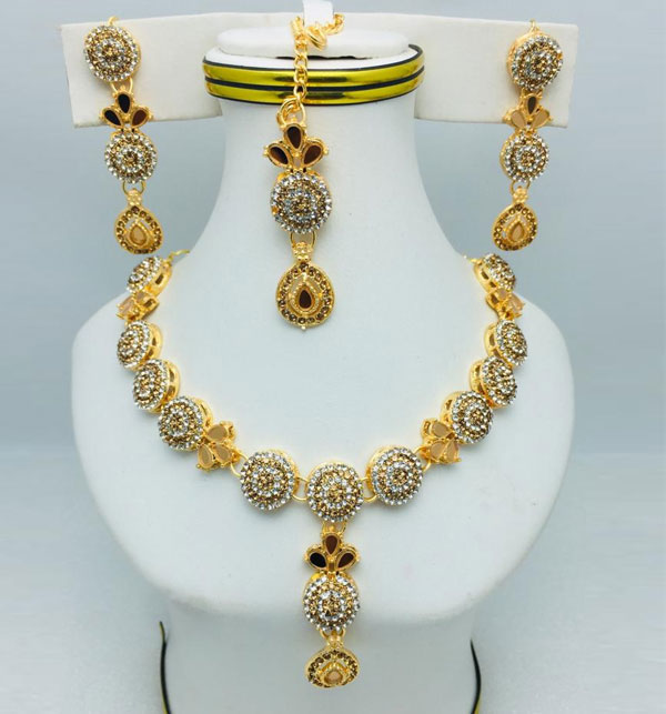 Premium Golden Zircon Necklace Fashion Jewelry Set With Earrings (ZV:18923)