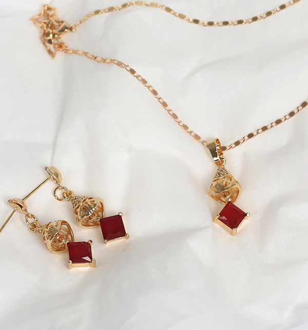 Beautiful Necklace Set Red Stone With Earrings &Ring (PS-176)