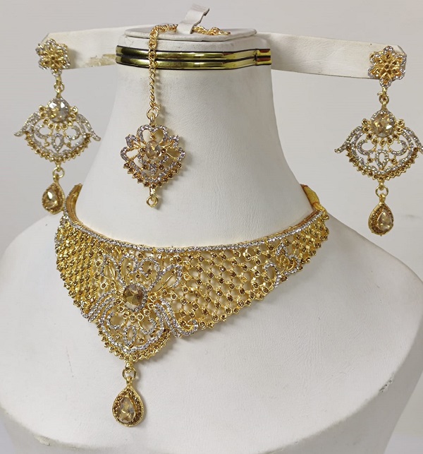 Zircon Color Artificial Jewellery Necklace With Earing & Matha Patti (PS-482)
