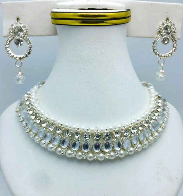 Stylish Silver White Pearl Choker Necklace Jewelry Set With Earrings (ZV:18734)
