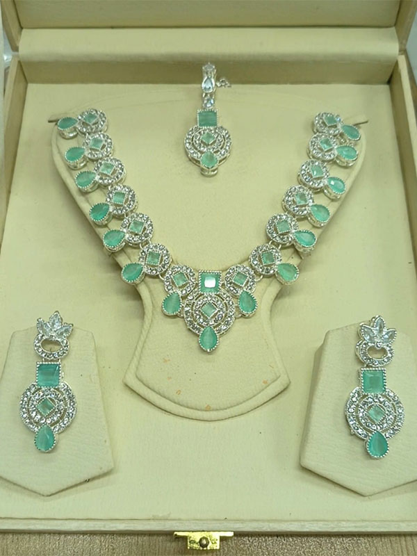 Zircon Green Stone Necklace Set Earring Matha Patti	